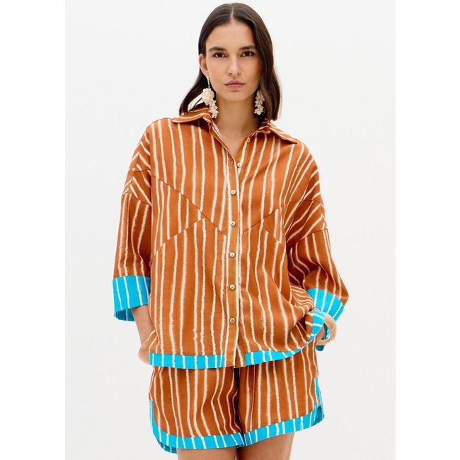 Camisa Estampada Alongada Lança Perfume
