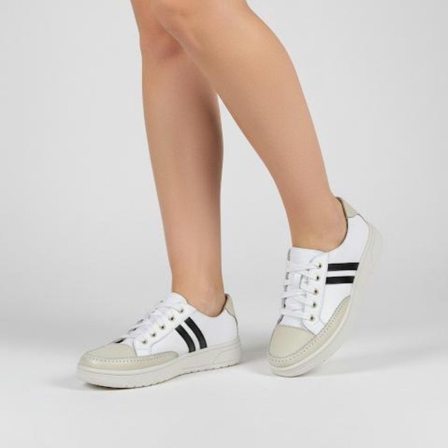 Tênis Feminino Casual Vintage Retrô em Couro branco com listra