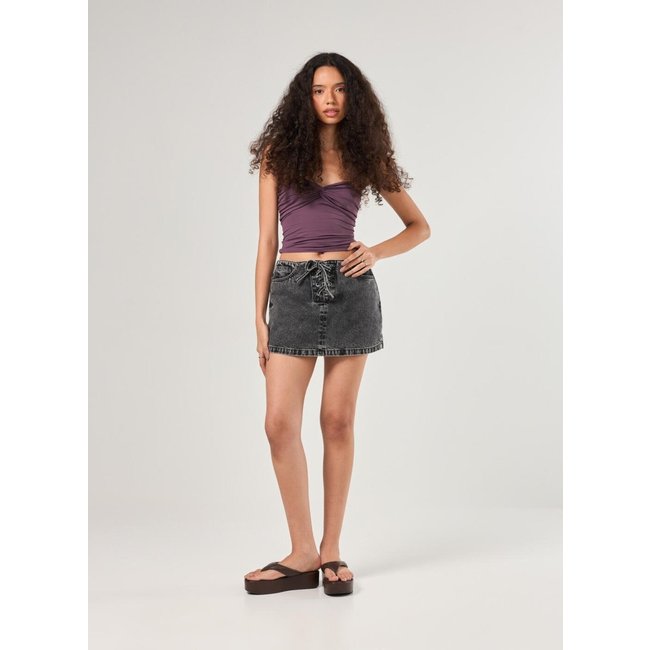 Short Saia Jeans Preto Amarração