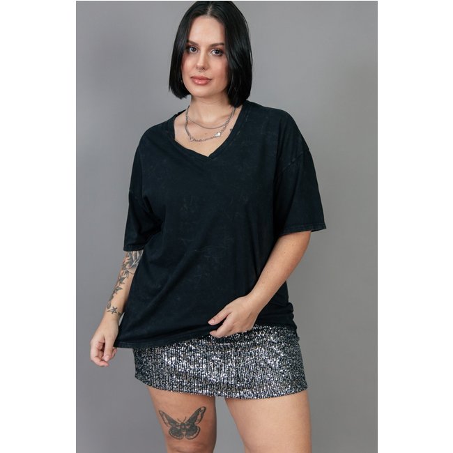T-Shirt Vintage Decote V Básica Estonada marinaegabriella