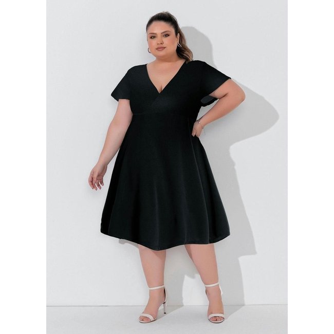 Vestido Plus Size Preto Marguerite