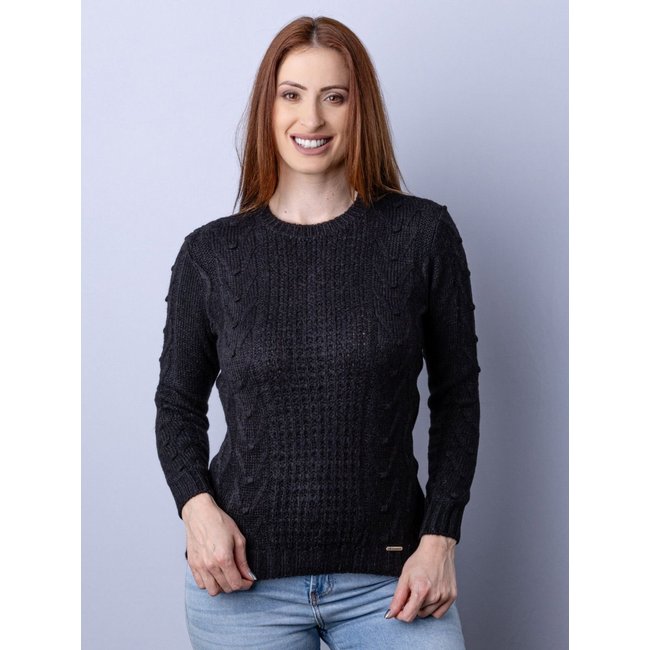 Blusa com trabalhado e arã