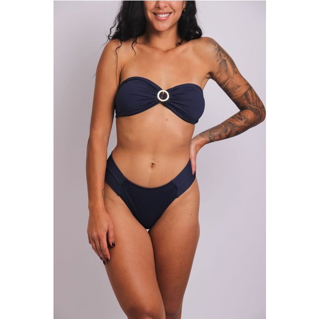 2427 - Calcinha de Biquíni Com Lateral Larga e recortes Azul Marinho - Duna Casual