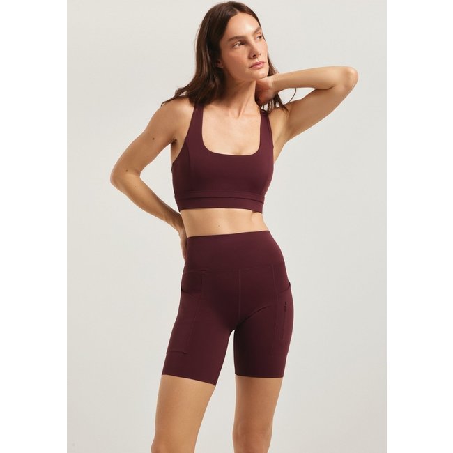 Bermuda Ciclista Feminina 6 Bolsos Com Corte A Laser Hering