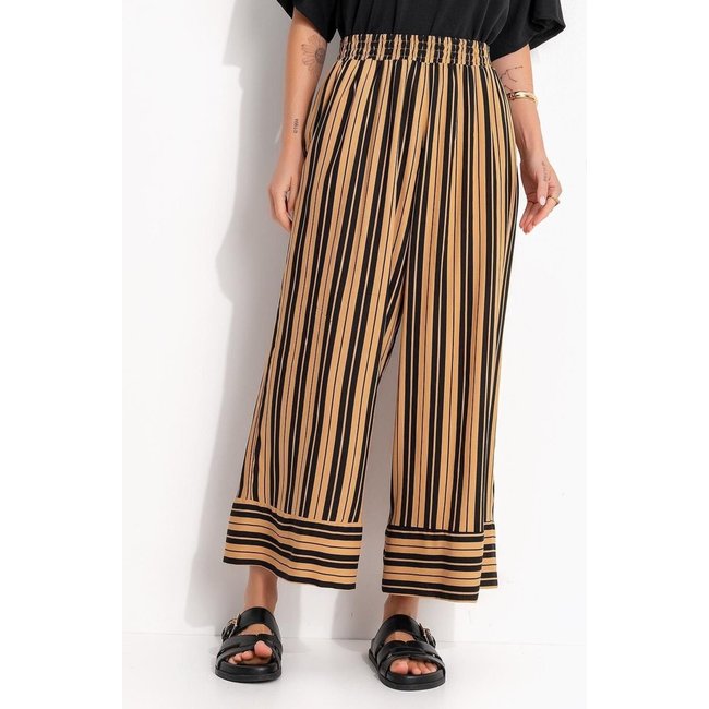 Calça Em Viscose Listrado Preto Quintess