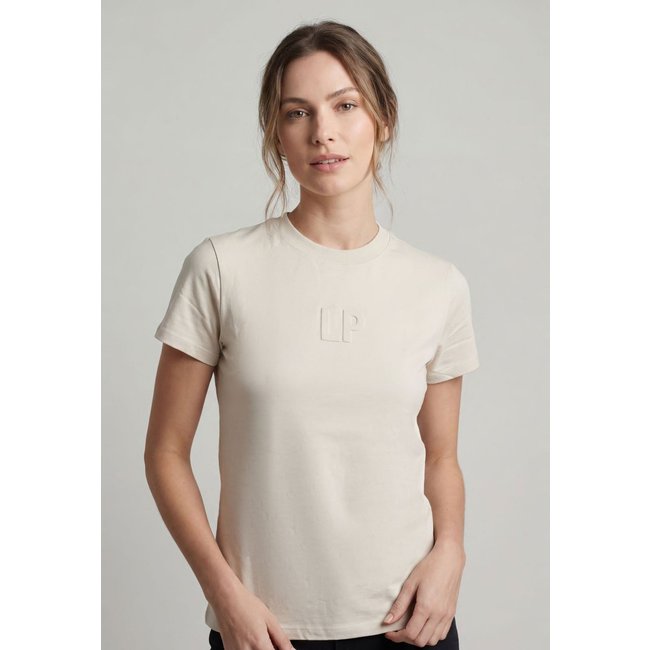 Camiseta Feminina Lança Perfume Detalhe Relevo Bege