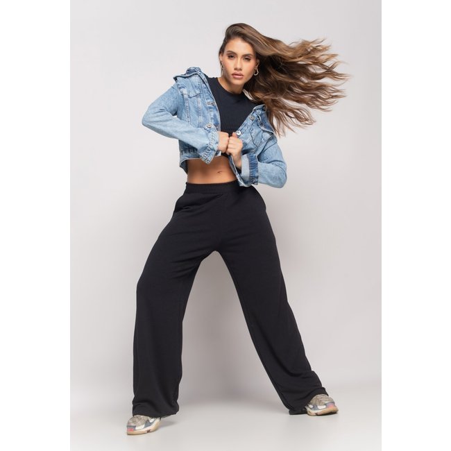 Calça Wide Leg Com Bolso Moletinho Salvatore Preta