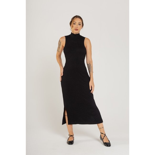 Vestido Longo Gola Alta em Ribana Canelada Just Basic Preto