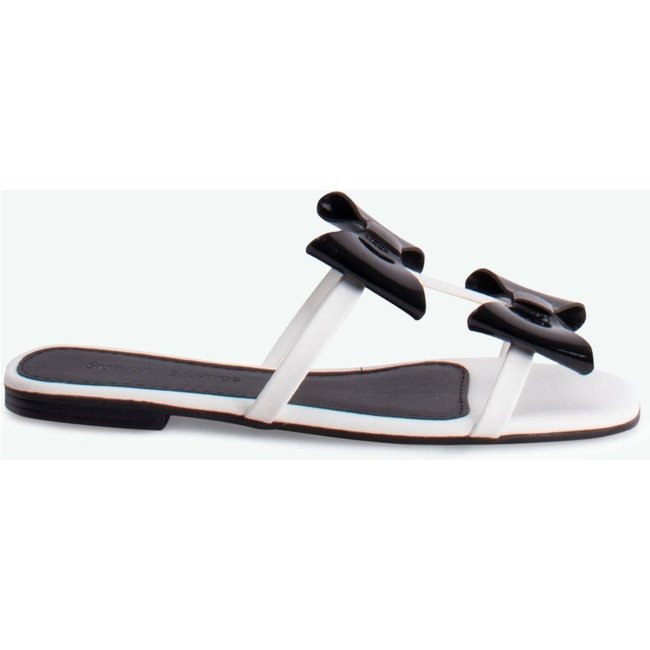 Flat Joana Preto e Branco Suzana Santos