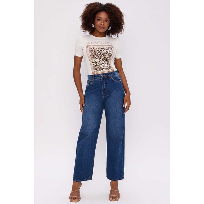 MOM 27 CHIC SUPER JEANS MARINHO Gatabakana