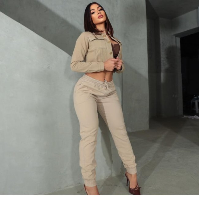 Mini Jaqueta Jeans Feminina KIRIDAS JEANS Charmosa, Moderna e Confortável Caqui