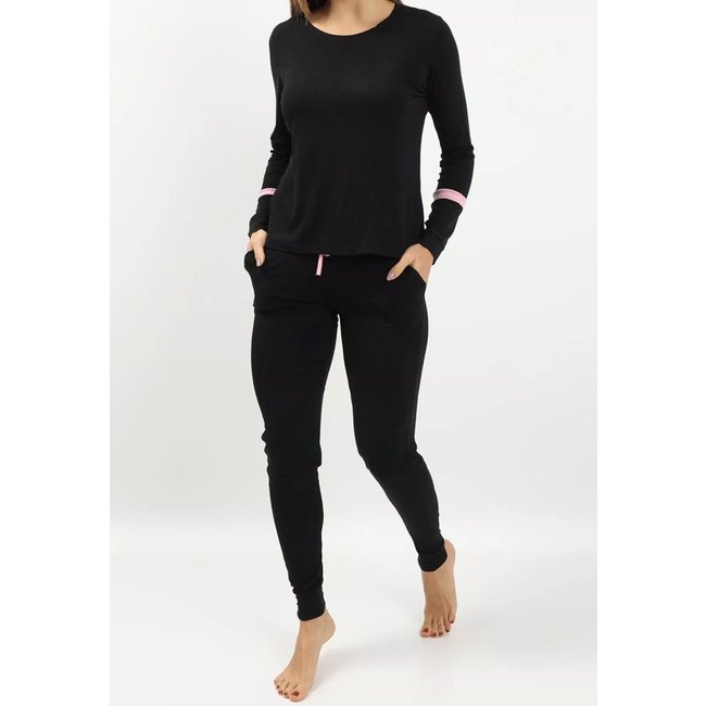 Pijama Maria Paes Preto e Rosa