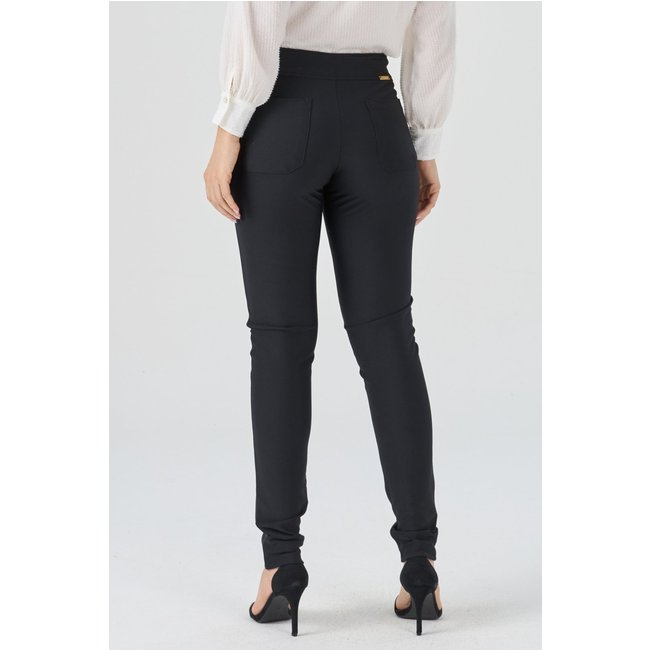 Calça PKS Skinny Preta