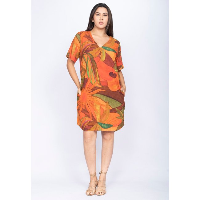Vestido Curto Gola V Viscose com Bolso Estampa Calor da Mata