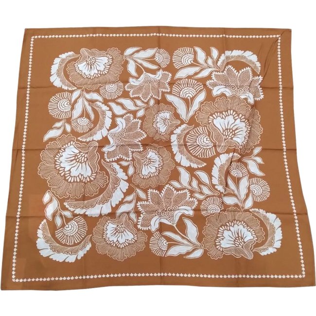 Lenço Colcci Dançarina Av26 Marrom Feminino