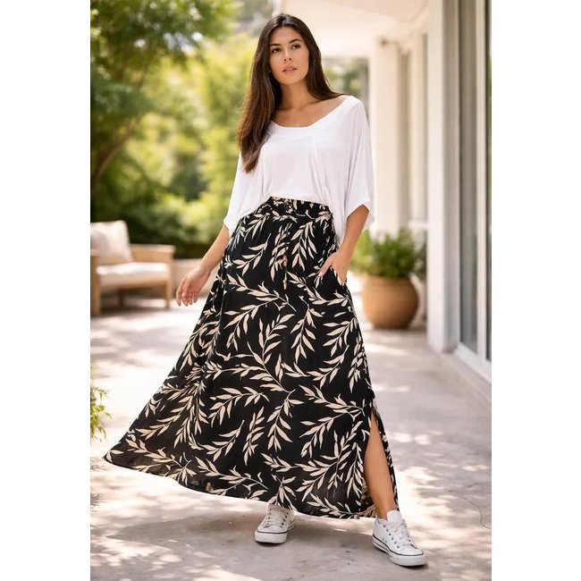 Saia Cabanafree Longa Viscose Folhagem Serena Preta