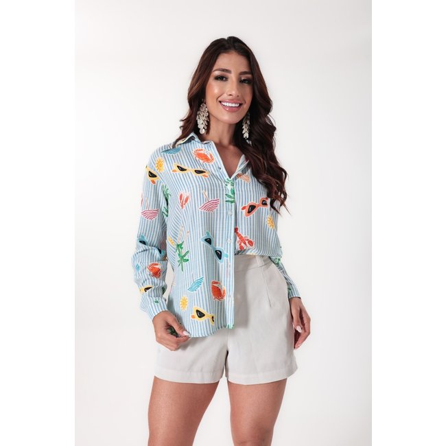 Camisa Feminina Ícone Fashion Oversized Gola Tradicional em Viscolinho Estampa Saint-Tropez Exclusiva Verão 2026