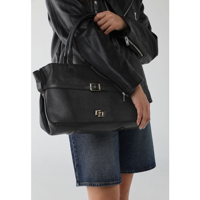 Bolsa Feminina Colcci Logo Metálico Preta
