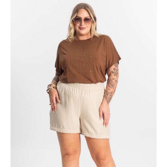 Shorts Tecido Favo Plus Size Secret Glam Bege