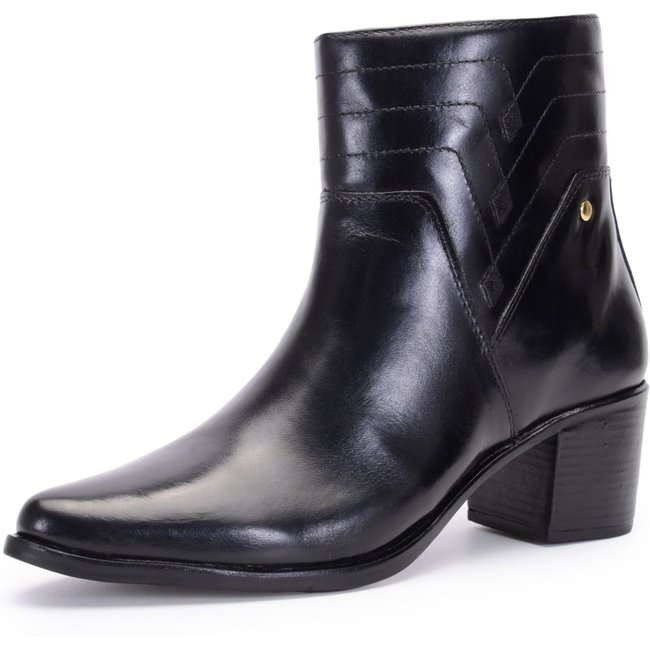 Bota Feminina Ferrile Bico Fino Cano Curto Em Couro Salto Bloco Preta