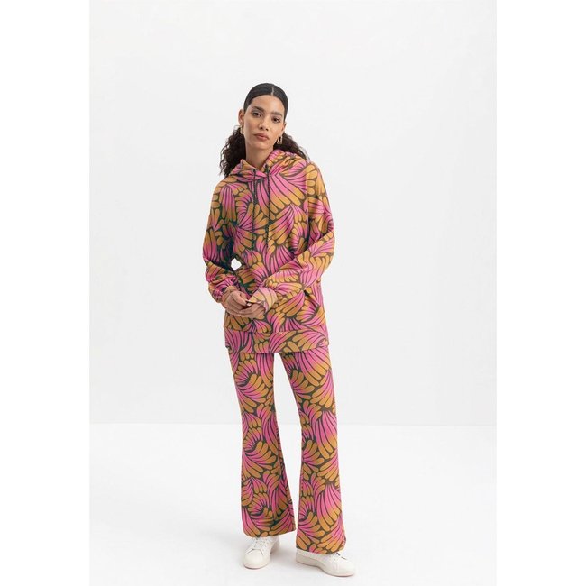 Calça Feminina Flare Em Moletom Estampada Essendi Marrom Marrom