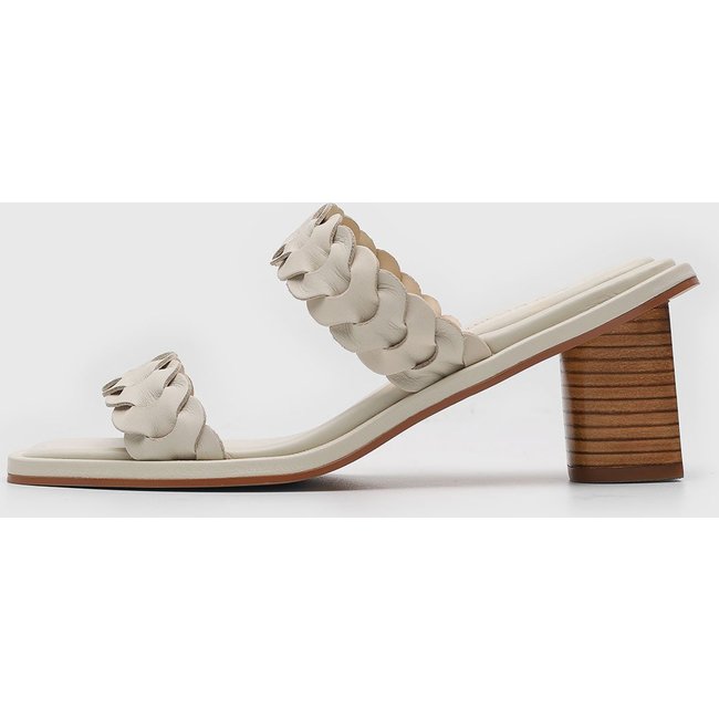 Sandália Feminina Capodarte Tiras Trançadas Salto Bloco Off-White