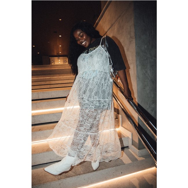 Vestido Amplo De Renda Off White marinaegabriella