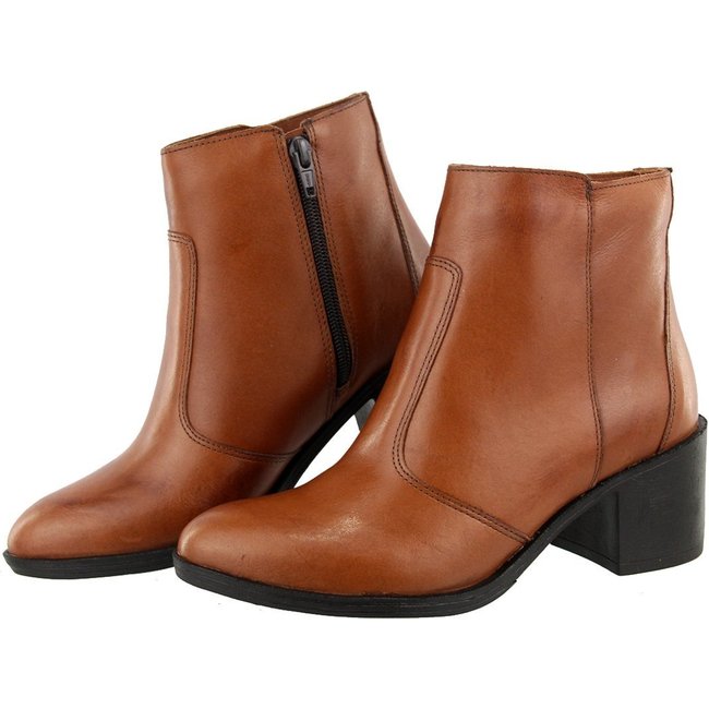 Bota em Couro Cano Curto Lisa Maria Paula Conforto Rusty