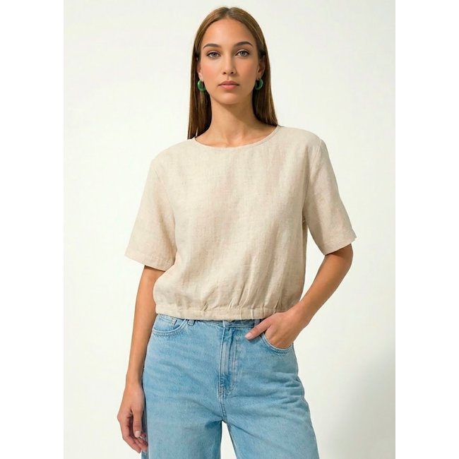 Blusa Bege Decote Canoa Manga Curta Viscose com Linho Sob