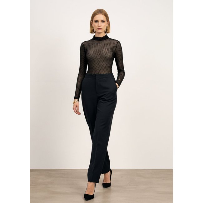 Blusa Iódice Ajustada Gola Alta Manga Longa Padrão Preto