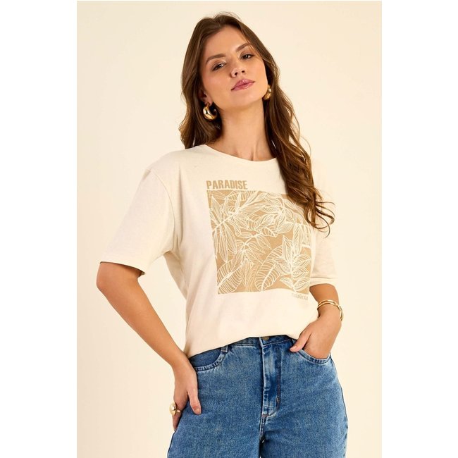 T-Shirt Feminina Folhas Marialícia Bege