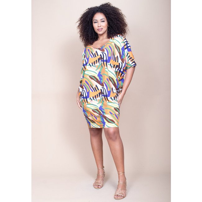 Vestido Cabanafree Curto Morcego Estampa Cores Vibrante