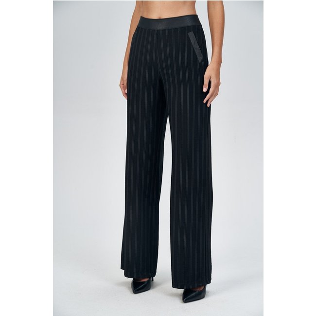Calça Alfaiataria Risca De Giz Feminina Acostamento