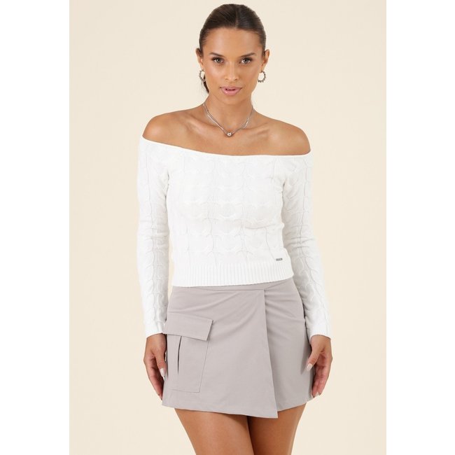 Blusa Pop Me Em Tricô Manga Longa Ombro A Ombro Tranças Off-White