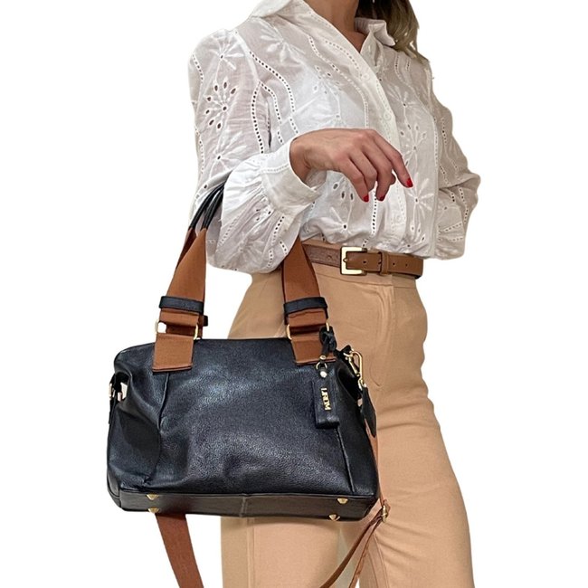 Bolsas Femininas Em Couro Grife Lirom Sofisticadas E Luxuosas