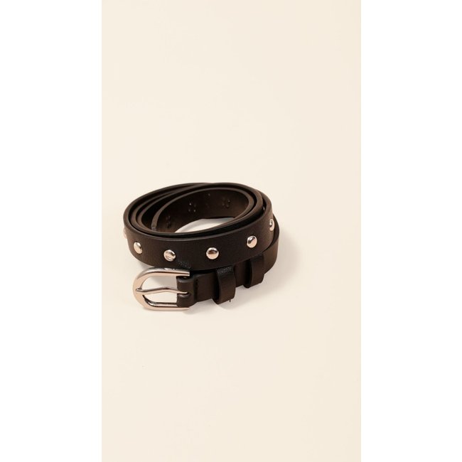 Cinto Fino Pop Me Com Tachas E Fivela Preto