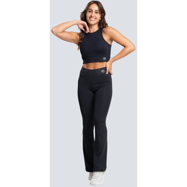 Conjunto Fit One Calça Flare Bailarina e Top Regata Suplex Preto