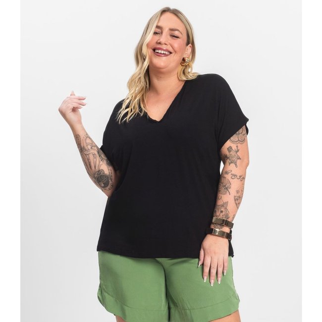 Blusa Manga Curta em Viscotorcion Secret Glam Preto