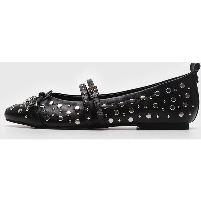 Sapatilha Santa Lolla Tachas Metalizadas Preto