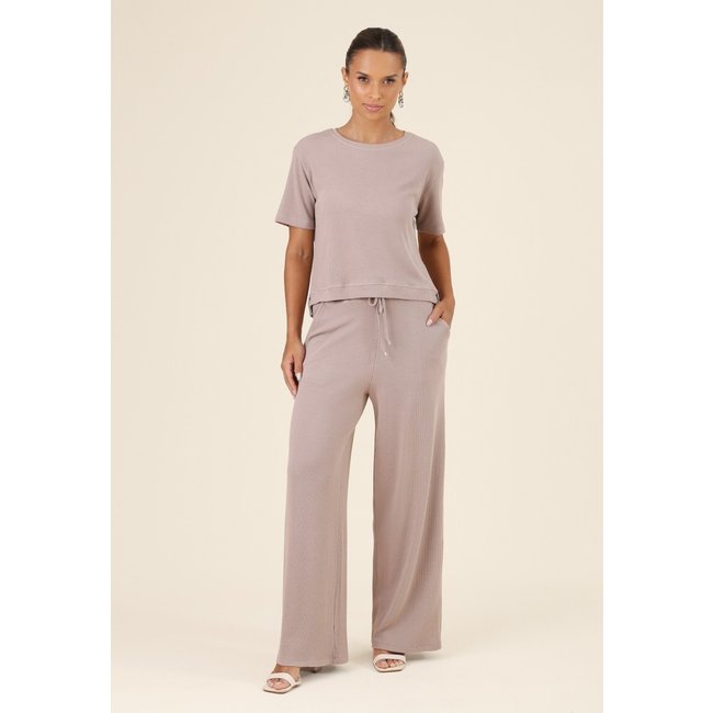Calça Wide Leg Pop Me Malha Texturizada Bolso Cinza
