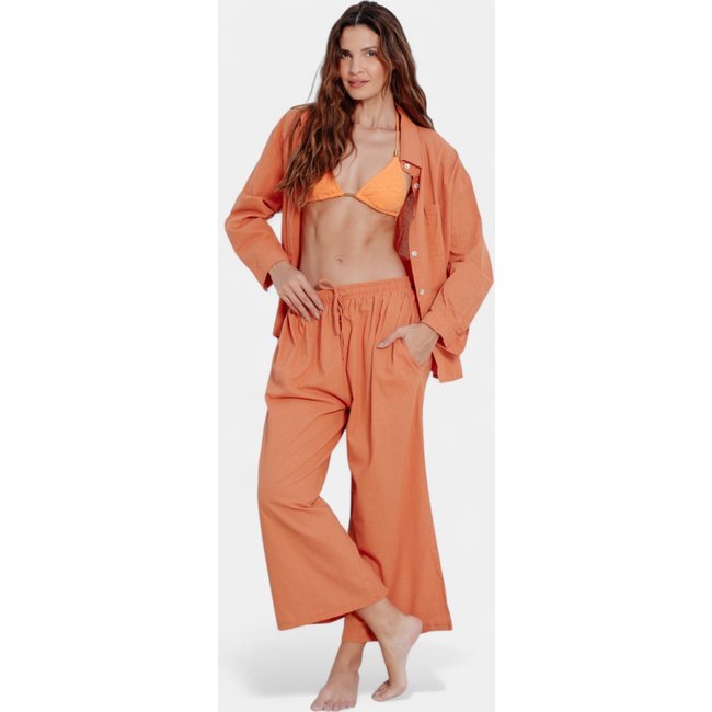 Conjunto Areia Branca Calça e Camisa Baly Terra