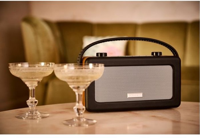 Currys Business | Roberts ROBERTS Vintage Portable DAB Radio - Black Roberts ROBERTS Vintage Portable DAB Radio - Black