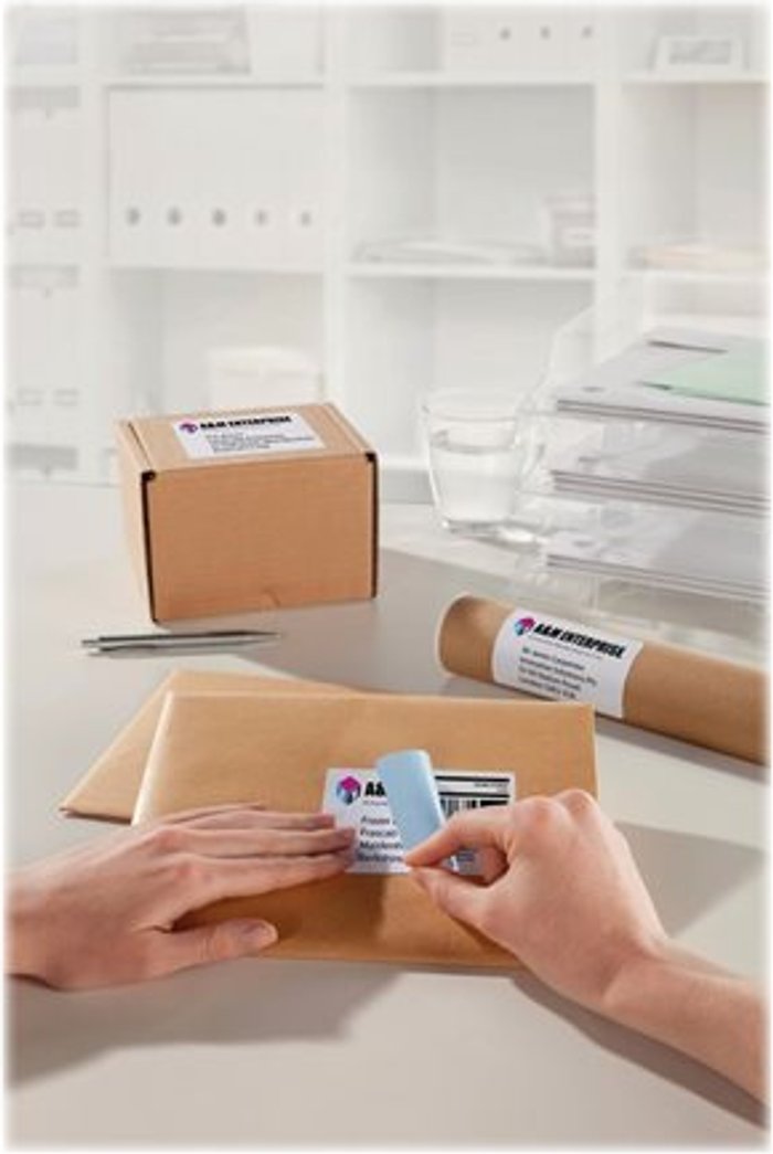 Currys Business | Avery Avery JamFree Addressing labels for big parcels and pallets - address labels - 40 pcs. - 200 x 289 mm Avery Avery JamFree Addressing labels for big parcels and pallets - address labels - 40 pcs. - 200 x 289 mm