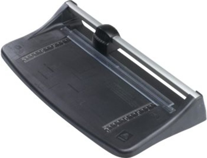 Currys Business | Avery Avery Photo and Paper Trimmer A4 TR002 Avery Avery Photo and Paper Trimmer A4 TR002