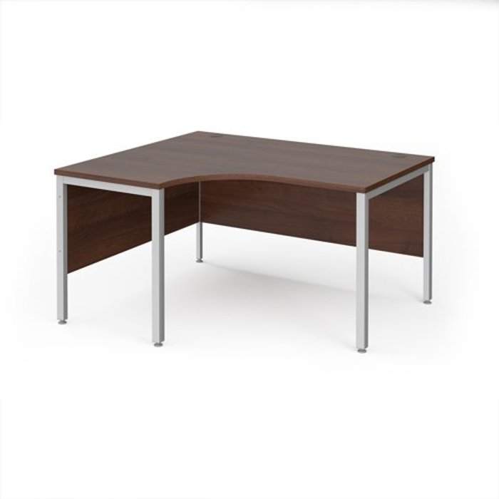 Office Monster | Maestro 25 Office Desk | Left Hand Corner Desk 1400mm | Walnut Top With Silver Frame | 1200mm Depth | Maestro 25 MB14ELSW Maestro 25 Office Desk | Left Hand Corner Desk 1400mm | Walnut Top With Silver Frame | 1200mm Depth | Maestro 25 MB14ELSW