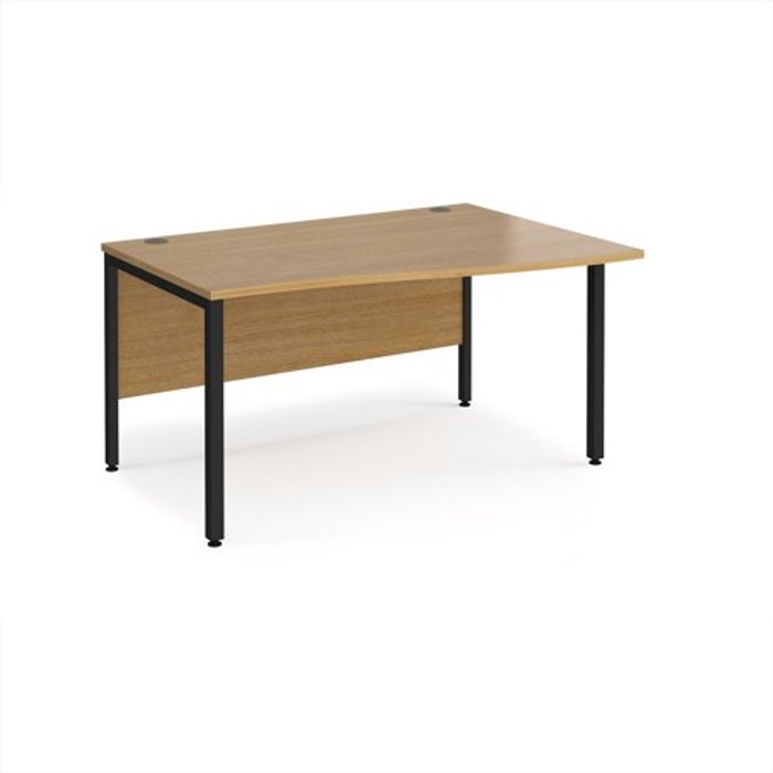 Office Monster | Maestro 25 Office Desk | Right Hand Wave Desk 1400mm | Oak Top With Black Frame | Maestro 25 MB14WRKO Maestro 25 Office Desk | Right Hand Wave Desk 1400mm | Oak Top With Black Frame | Maestro 25 MB14WRKO