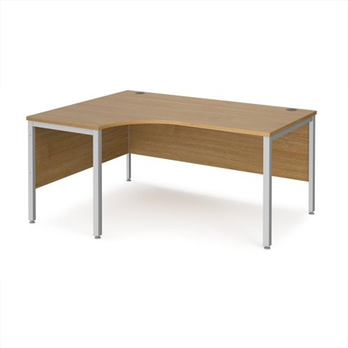 Office Monster | Maestro 25 Office Desk | Left Hand Corner Desk 1600mm | Oak Top With Silver Frame | 1200mm Depth | Maestro 25 MB16ELSO Maestro 25 Office Desk | Left Hand Corner Desk 1600mm | Oak Top With Silver Frame | 1200mm Depth | Maestro 25 MB16ELSO
