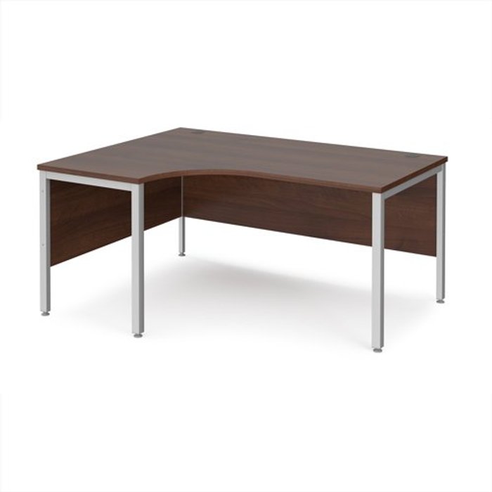 Office Monster | Maestro 25 Office Desk | Left Hand Corner Desk 1600mm | Walnut Top With Silver Frame | 1200mm Depth | Maestro 25 MB16ELSW Maestro 25 Office Desk | Left Hand Corner Desk 1600mm | Walnut Top With Silver Frame | 1200mm Depth | Maestro 25 MB16ELSW