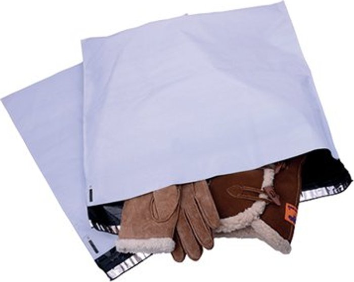 Office Monster | GoSecure GoSecure Strong Polythene Mailing Bag 460x430mm Opaque (Pack of 100) HF20213 GoSecure GoSecure Strong Polythene Mailing Bag 460x430mm Opaque (Pack of 100) HF20213