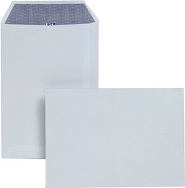 Office Monster | Plus Fabric Plus Fabric C5 Envelopes Self Seal 120gsm White (Pack of 250) D23770 Plus Fabric Plus Fabric C5 Envelopes Self Seal 120gsm White (Pack of 250) D23770